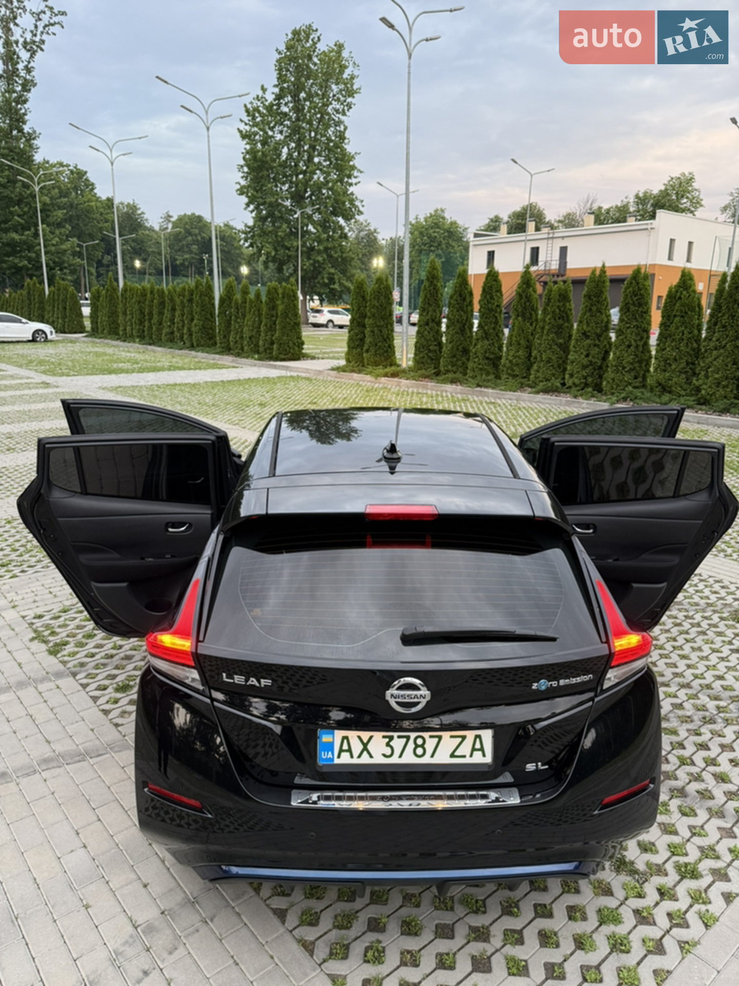 2020 Nissan Leaf - мініатюра 33