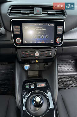 Хетчбек Nissan Leaf 2020 в 