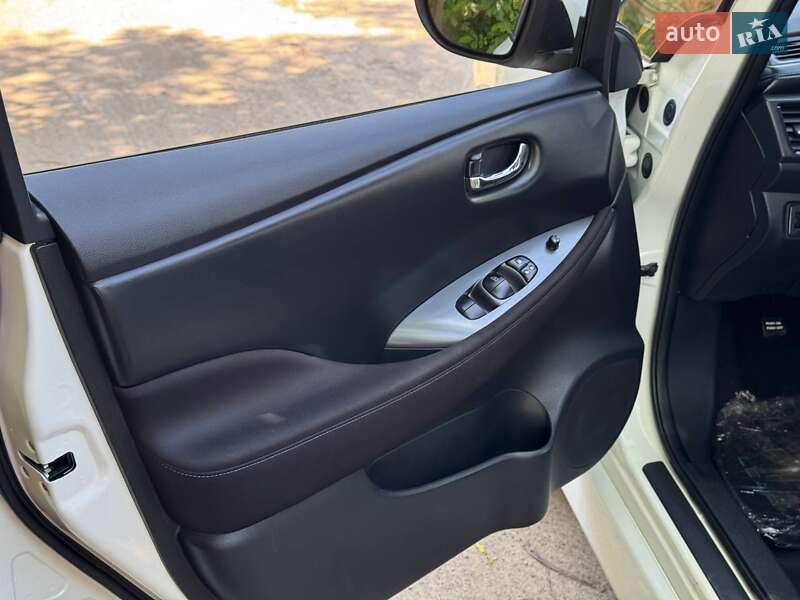 Хэтчбек Nissan Leaf 2019 в Виннице фото 68 Хэтчбек Nissan Leaf 2019 в Виннице