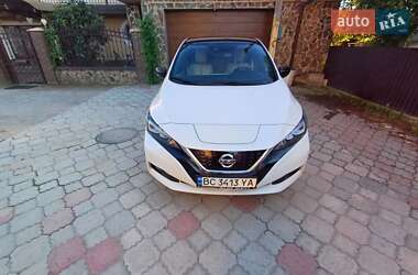 Хэтчбек Nissan Leaf 2018 в 