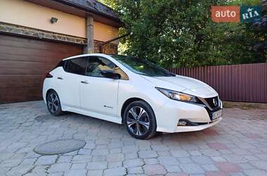 Хэтчбек Nissan Leaf 2018 в 