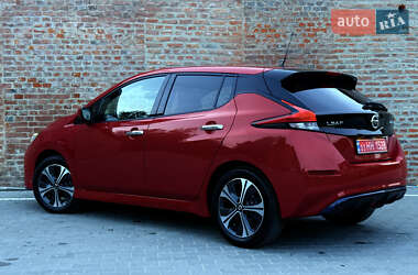 Хетчбек Nissan Leaf 2020 в 