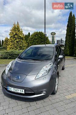 Хэтчбек Nissan Leaf 2014 в Львове