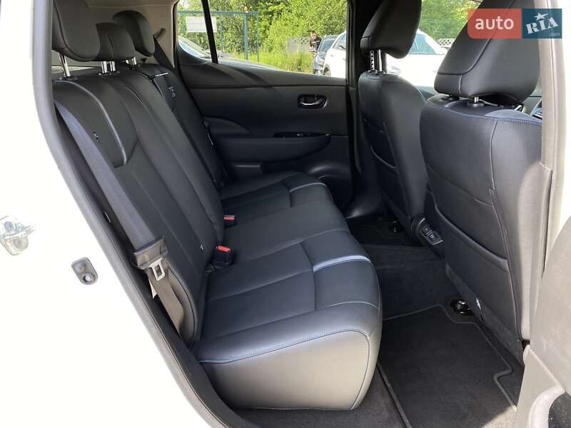 Хэтчбек Nissan Leaf 2020 в Львове