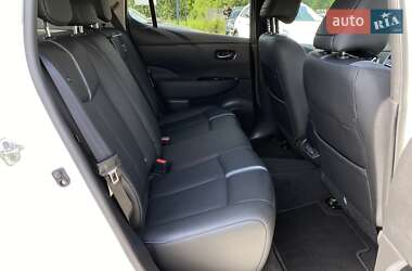 Хэтчбек Nissan Leaf 2020 в 