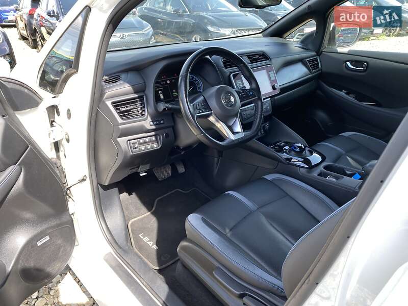 Хэтчбек Nissan Leaf 2020 в Львове