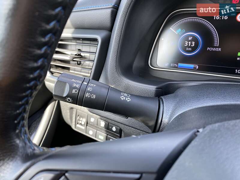 Хэтчбек Nissan Leaf 2020 в Львове