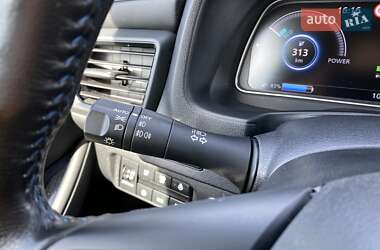 Хэтчбек Nissan Leaf 2020 в 