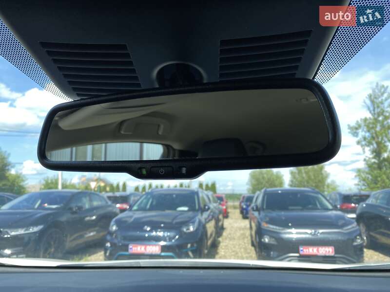 Хэтчбек Nissan Leaf 2020 в Львове