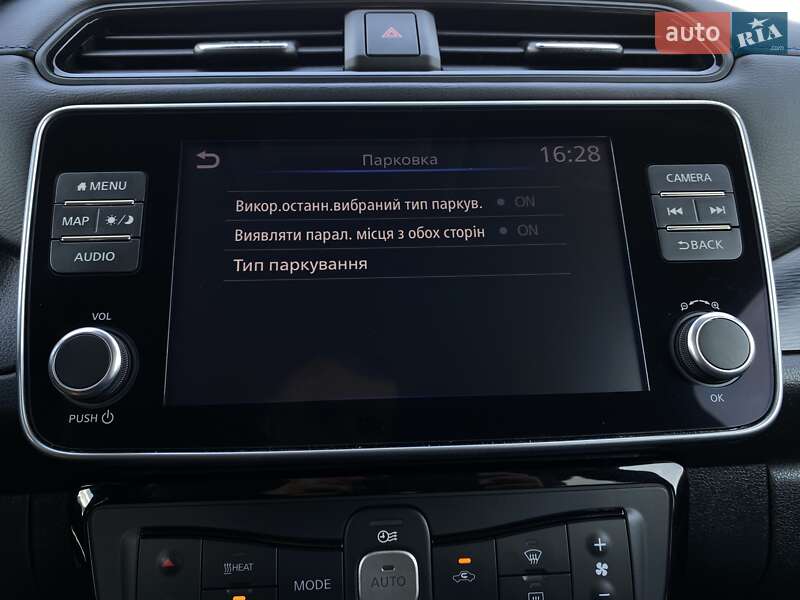 Хэтчбек Nissan Leaf 2020 в Львове