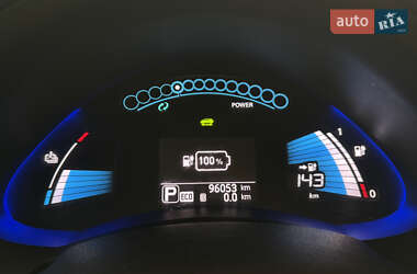 Хэтчбек Nissan Leaf 2014 в 