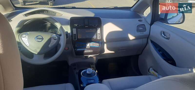 Хетчбек Nissan Leaf 2014 в Львові