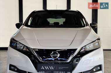 Хэтчбек Nissan Leaf 2020 в 