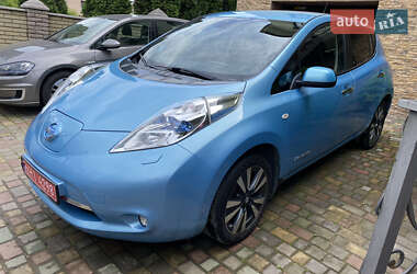 Хетчбек Nissan Leaf 2016 в Чернівцях