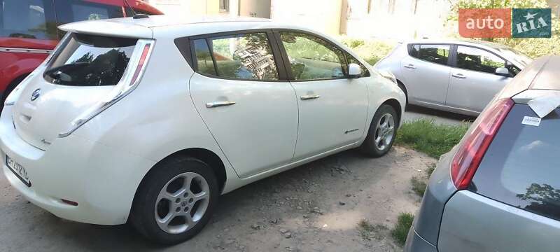 Хетчбек Nissan Leaf 2012 в Одесі