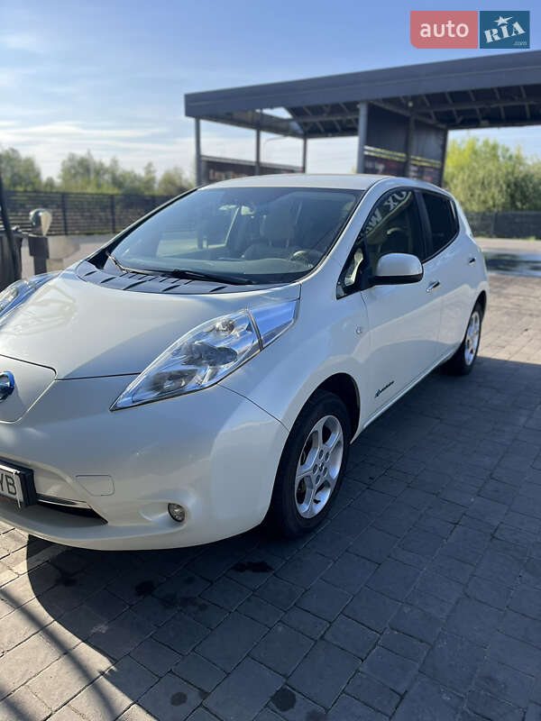 Nissan Leaf 2012