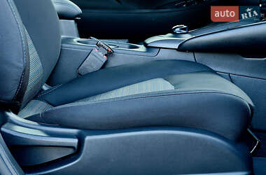 Хэтчбек Nissan Leaf 2022 в 