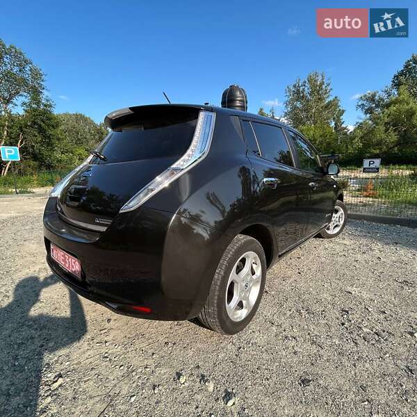Хэтчбек Nissan Leaf 2014 в Днепре