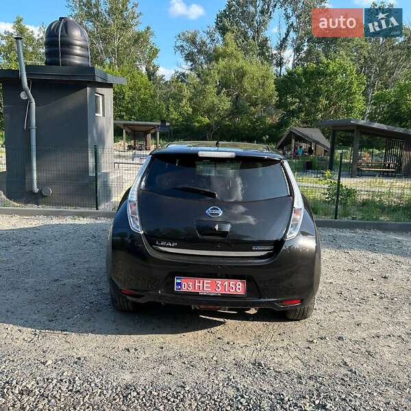 Хэтчбек Nissan Leaf 2014 в Днепре