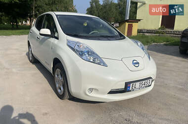 Хэтчбек Nissan Leaf 2012 в 