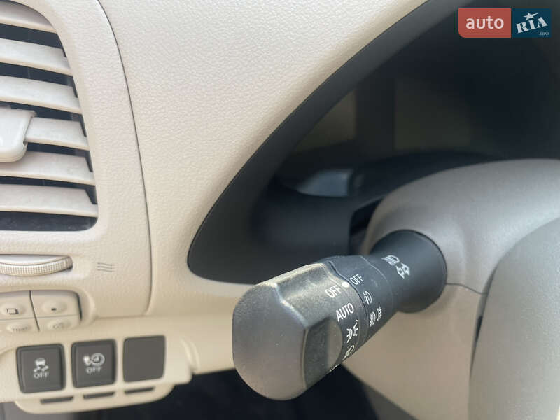 Хэтчбек Nissan Leaf 2012 в Красилове