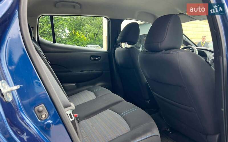 Хэтчбек Nissan Leaf 2018 в Ивано-Франковске