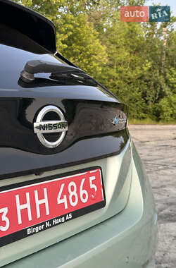 Хэтчбек Nissan Leaf 2018 в 