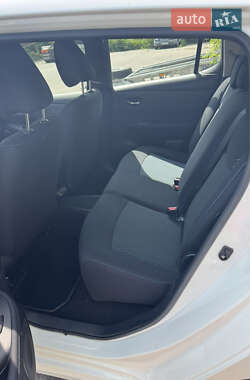 Хетчбек Nissan Leaf 2022 в 