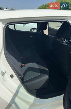 Хетчбек Nissan Leaf 2022 в 