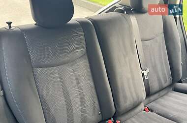 Хетчбек Nissan Leaf 2013 в 