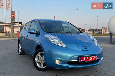 Хэтчбек Nissan Leaf 2013 в Львове