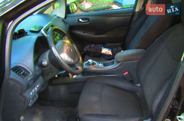 Хэтчбек Nissan Leaf 2014 в 
