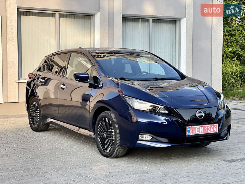 Хетчбек Nissan Leaf 2022 в Дрогобичі