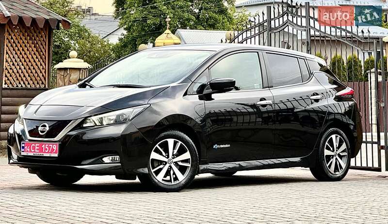 Хэтчбек Nissan Leaf 2020 в Днепре