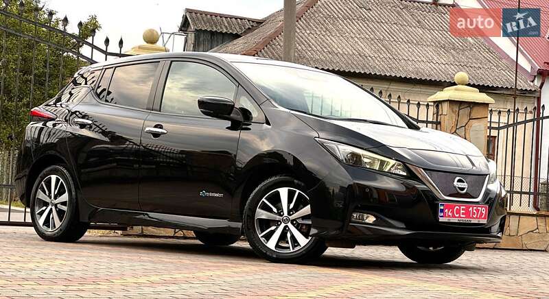 Хэтчбек Nissan Leaf 2020 в Днепре