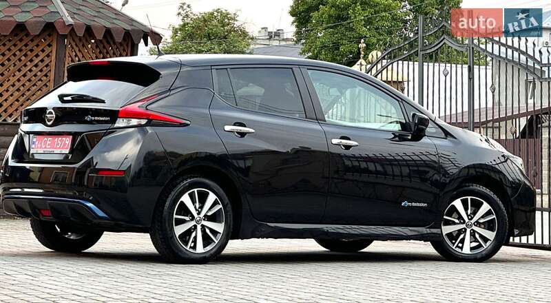 Хэтчбек Nissan Leaf 2020 в Днепре