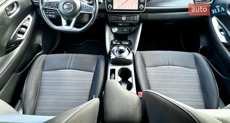 Хэтчбек Nissan Leaf 2020 в Днепре