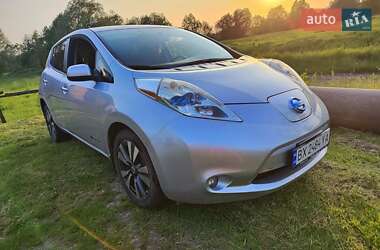 Хэтчбек Nissan Leaf 2014 в Хмельницком