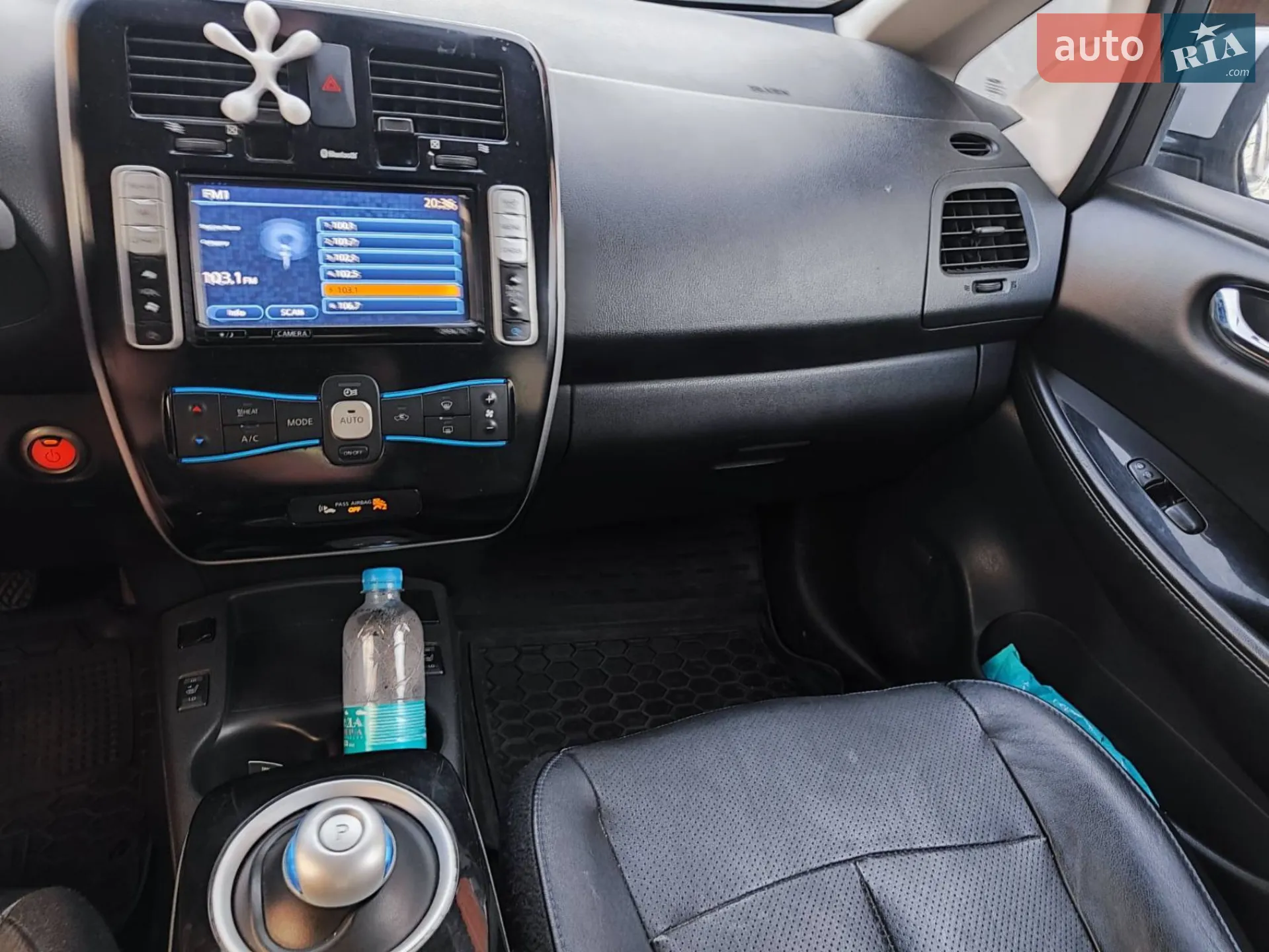 2014 Nissan Leaf - мініатюра 39