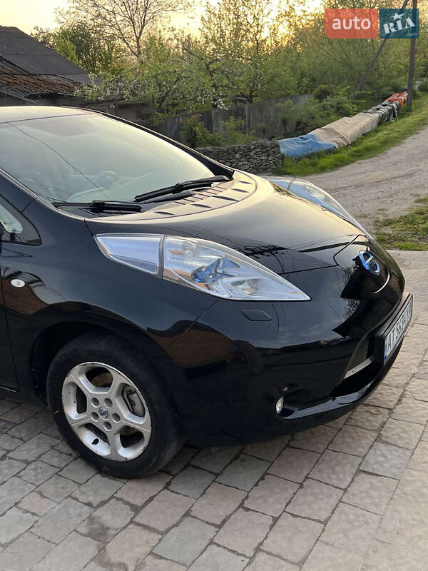 Хетчбек Nissan Leaf 2011 в Бурштині фото 8 Хетчбек Nissan Leaf 2011 в Бурштині