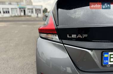 Хэтчбек Nissan Leaf 2020 в 