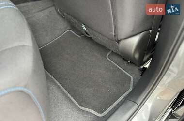 Хэтчбек Nissan Leaf 2020 в 
