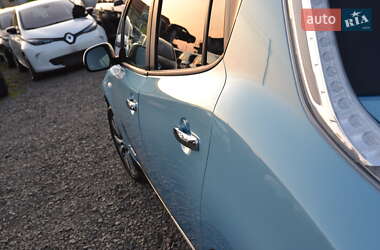Хэтчбек Nissan Leaf 2014 в 