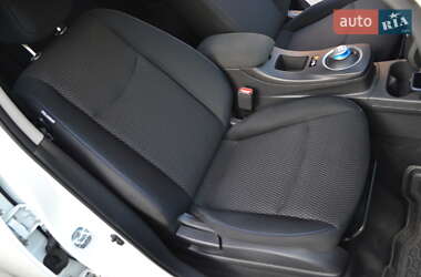 Хэтчбек Nissan Leaf 2016 в 