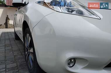 Хетчбек Nissan Leaf 2017 в 