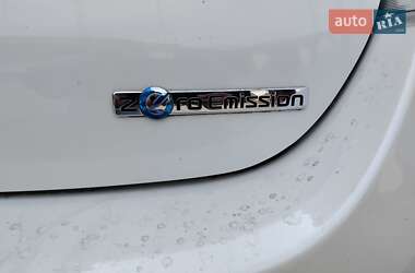 Хетчбек Nissan Leaf 2017 в 