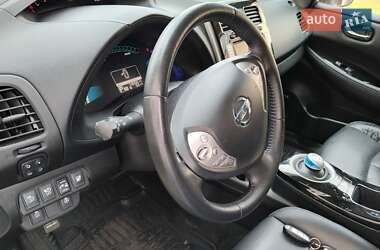 Хетчбек Nissan Leaf 2017 в 
