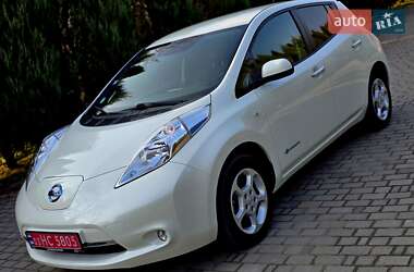 Хэтчбек Nissan Leaf 2017 в 