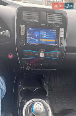 Хэтчбек Nissan Leaf 2013 в Житомире