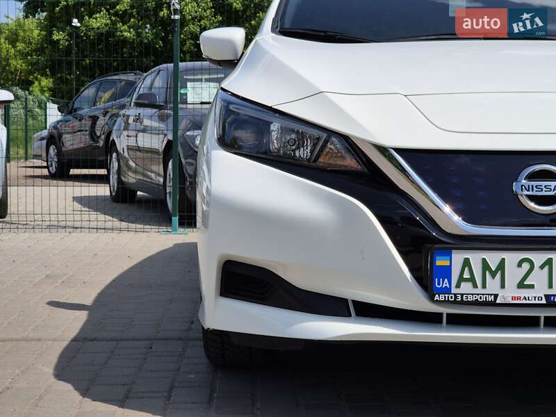 Хетчбек Nissan Leaf 2022 в Бердичеві